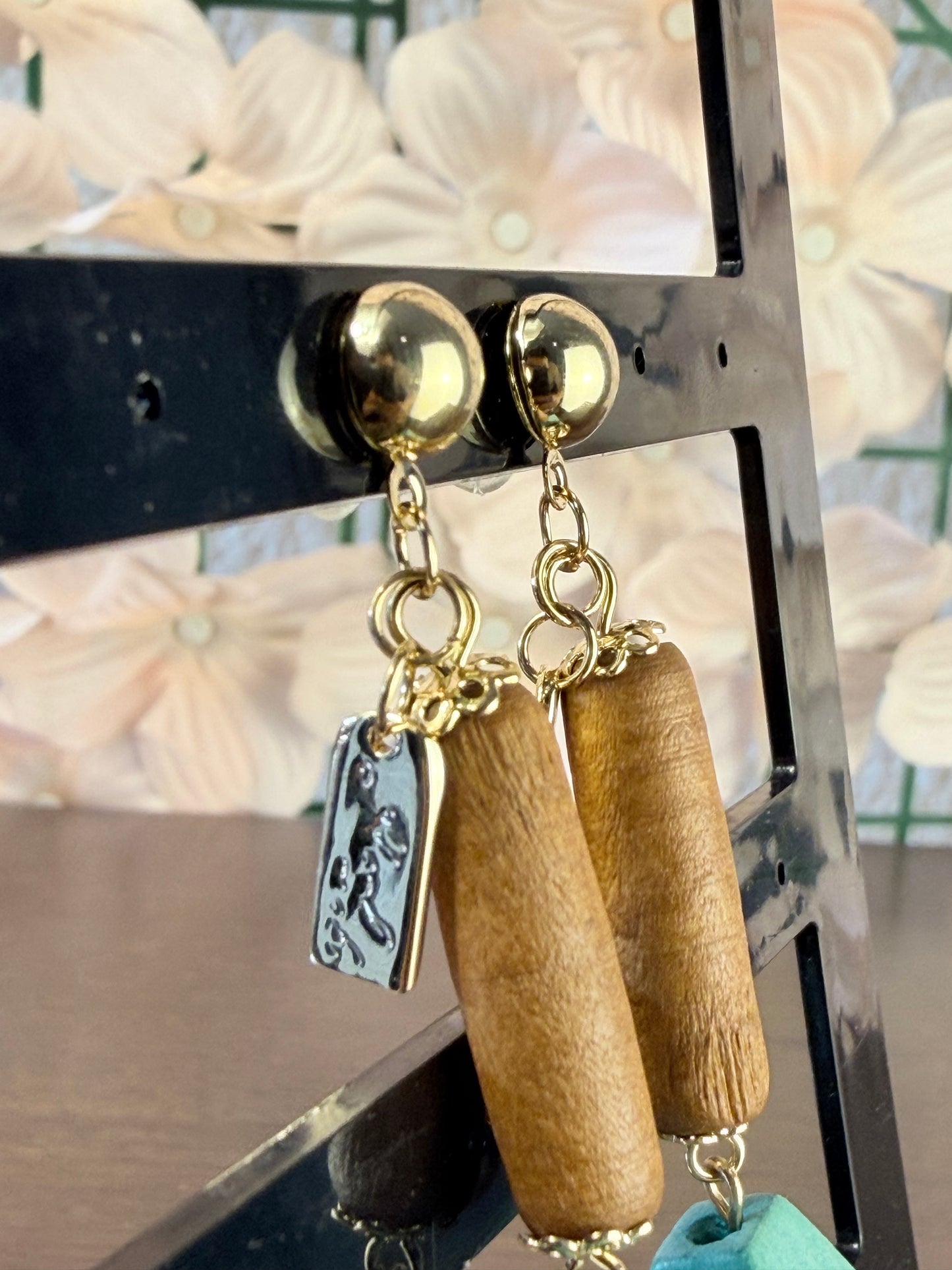 ARETES AAALHVAR0765