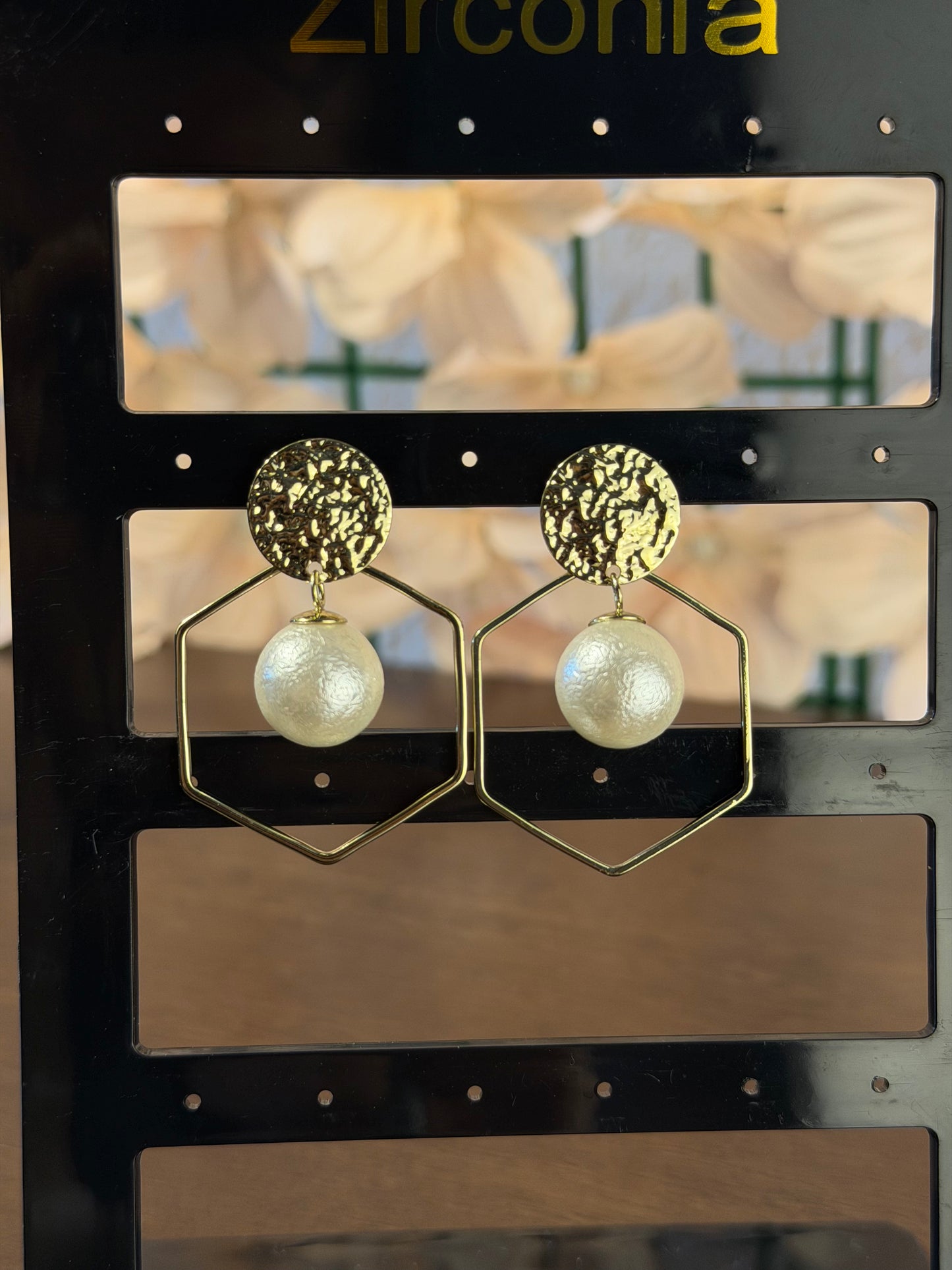 ARETES AAALHVAR1065